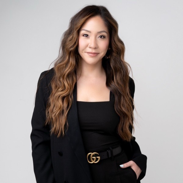 Patricia Igneczi_Headshot