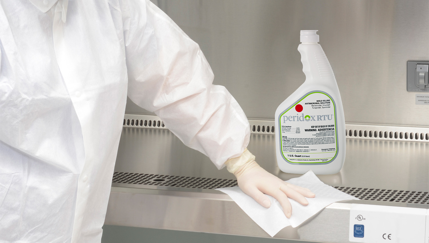 HC85335IR_PNHS-99_wiping in hood